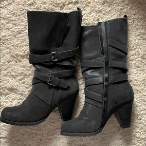 Mid-Calf boots